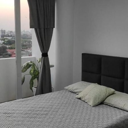 Apartamento entero céntrico y confortable Appartamento Santa Cruz de La Sierra Esterno foto